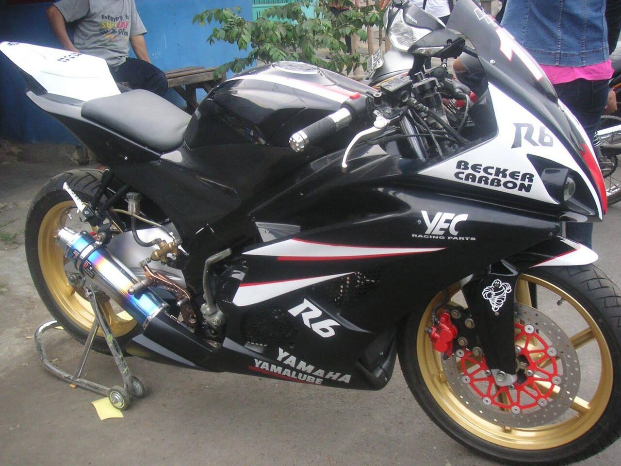 Modifikasi Old Vixion Full Fairing
