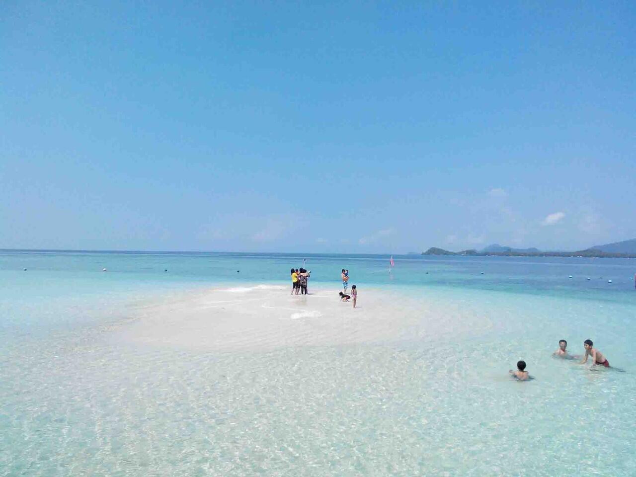 Pantai Pasir Timbul