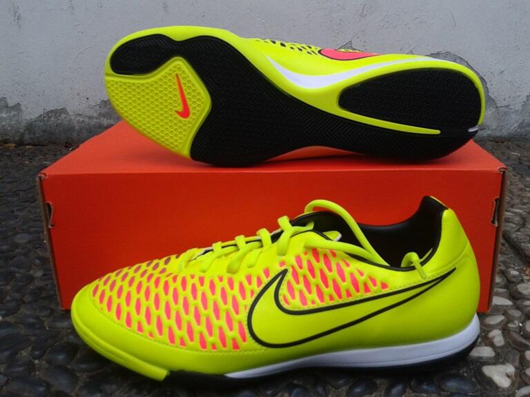 magista nike futsal