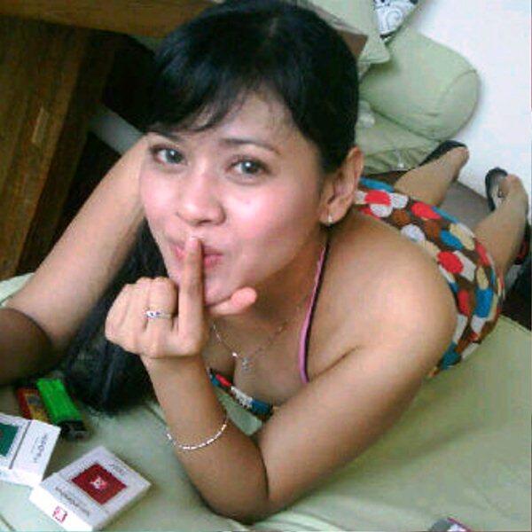 Indonesian Girl With Cock