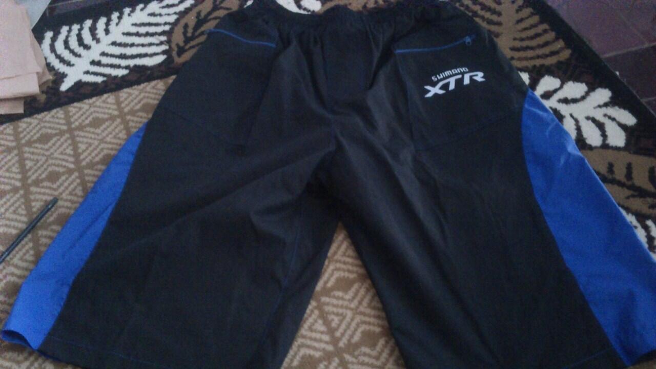 TerjualOutwearUntukSepedajerseycelanaprotektor TerjualOutwearUntukSepedajerseycelanaprotektor