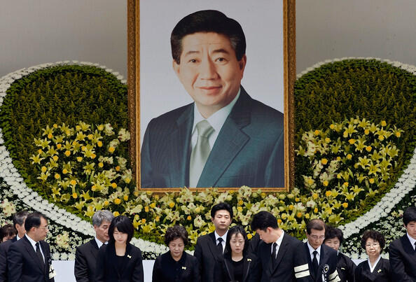 Big Match !! Koruptor Indonesia vs Luar Negeri