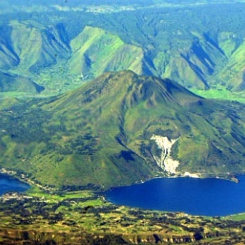 5 Tempat Wisata Unik Yang Hanya Ada Di Indonesia Bukan Kaleng Kaleng