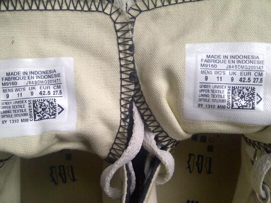 Hasil gambar untuk tag size converse made in indonesia