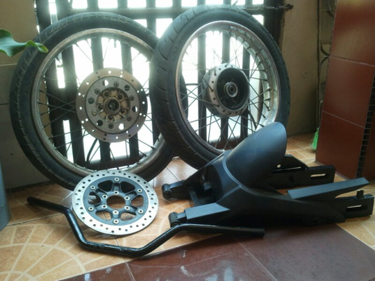 cari jual bu part tiger 2000 tangki footstep behel cari jual bu part tiger 2000 tangki footstep behel