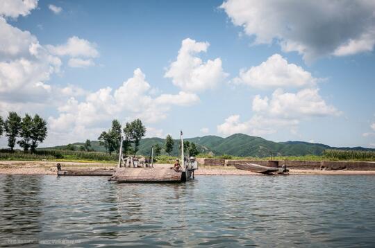 Fotografer ini Mengambil Foto-Foto Terlarang dari  Korea Utara, Hasilnya....
