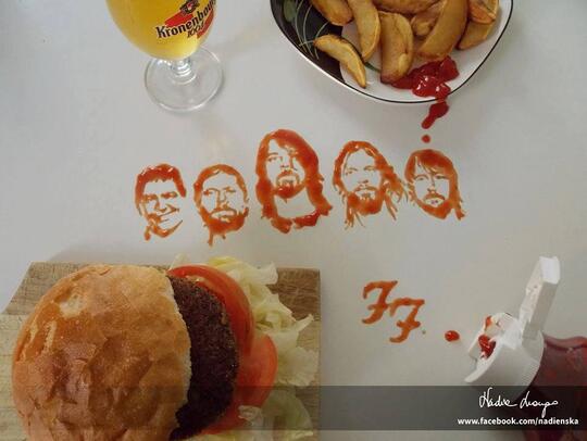 17 Kreasi Seni Unik Dari Makanan, Super Keren!