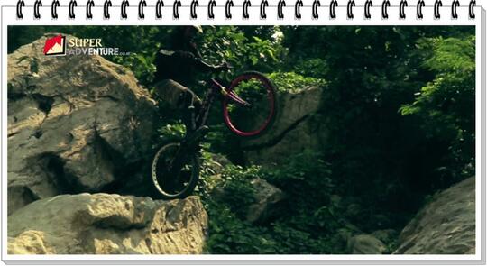 Trial Bike Ekstrim di Sungai Citarum