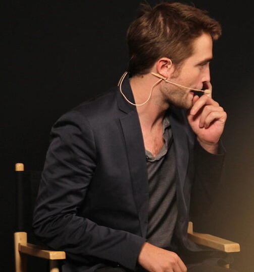 30 Aksi ngupil sosok kondang ini bikin geleng-geleng kepala