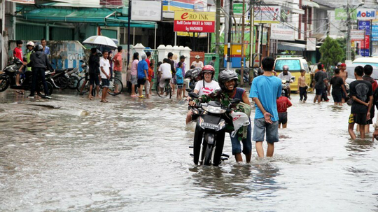 Agan Pilih Mana Antara Bengkel Resmi Atau Bengkel  Non-Resmi (Oom Road to Bengkel)