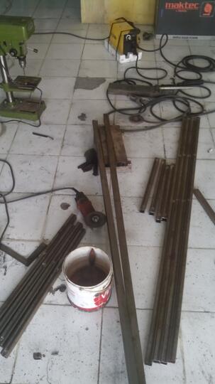 Ane LULUSAN SMP gan. "INILAH" kerjaan ane.