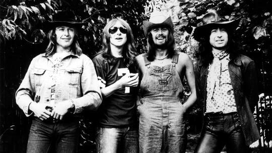 Inilah Lagu Lawas yang Melegenda Dari Band Hard Rock Dunia yang Terlupakan