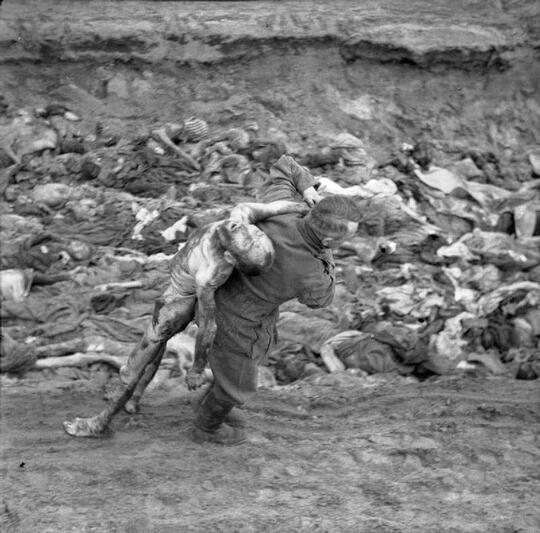 Foto Foto Tentang Kebohongan Peristiwa Holocaust ( Holohoax )