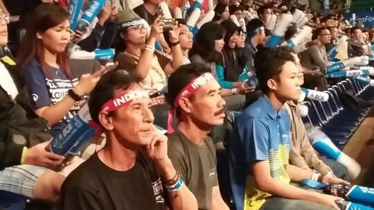 Pecaaah Gan! Supporter di Istora Dukung Atlet Indonesia di BIOSSP 2016