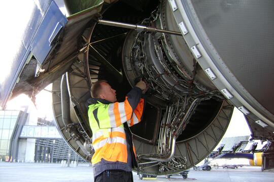 Pesawat Mau Tua atau Muda, yang Penting  Performancenya!