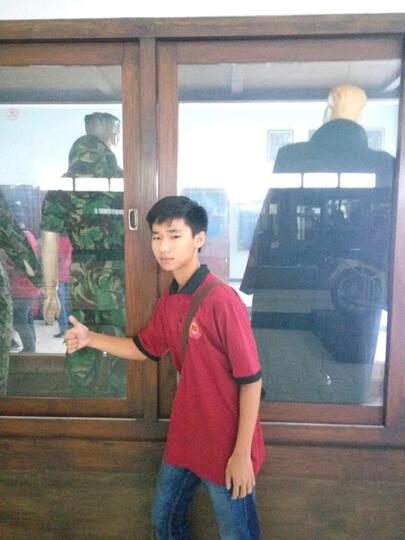 15 Foto Liburan Pelajar Asal Indonesia Ini tiba-tiba  menjadi Viral Karena....