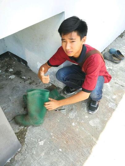 15 Foto Liburan Pelajar Asal Indonesia Ini tiba-tiba  menjadi Viral Karena....