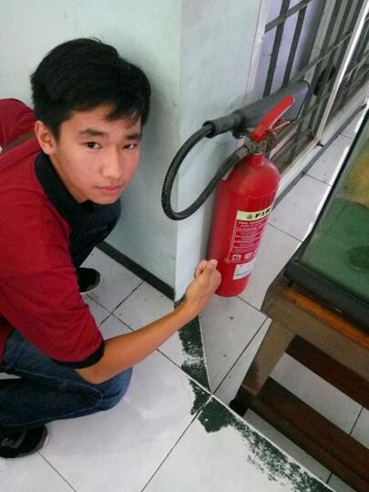 15 Foto Liburan Pelajar Asal Indonesia Ini tiba-tiba  menjadi Viral Karena....