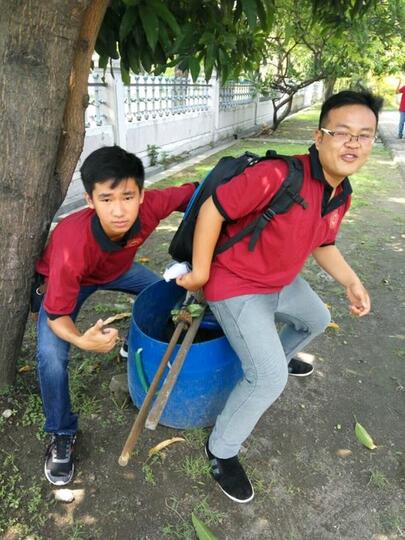 15 Foto Liburan Pelajar Asal Indonesia Ini tiba-tiba  menjadi Viral Karena....