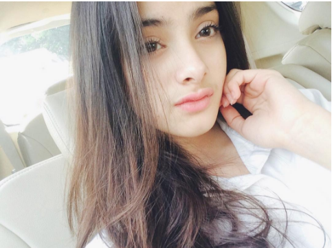 CANTIK MENGGELEGAR!!! Ini Dia Ghina 'Si Bidadari  Cantik' Relawan AHY-Sylvi