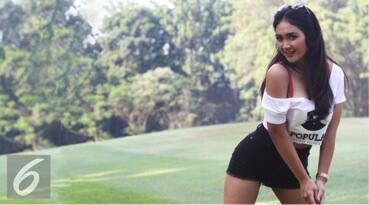 Gimana ya perasaan cewek yang berprofesi sebagai SPG?