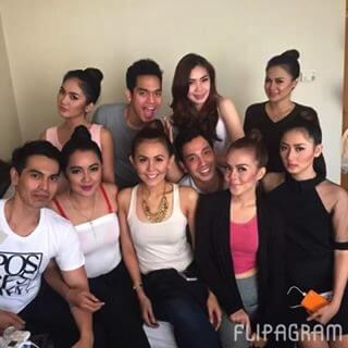 Gimana ya perasaan cewek yang berprofesi sebagai SPG?