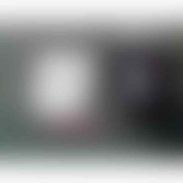 Blackberry style 9670 white baru pakai 2 bulan gan.....