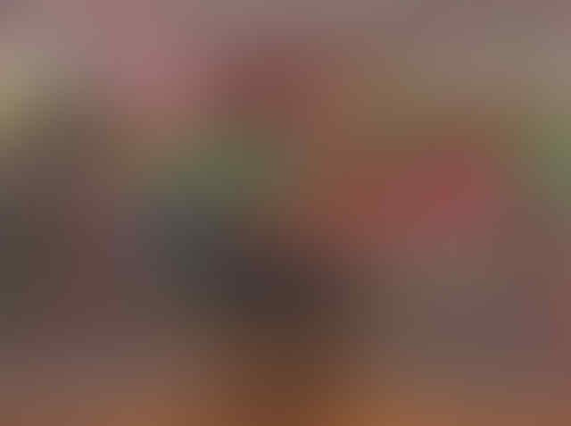 Foto Mencengangkan Karya Seniman "Hantu"