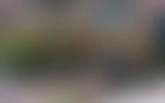 Foto Mencengangkan Karya Seniman "Hantu"