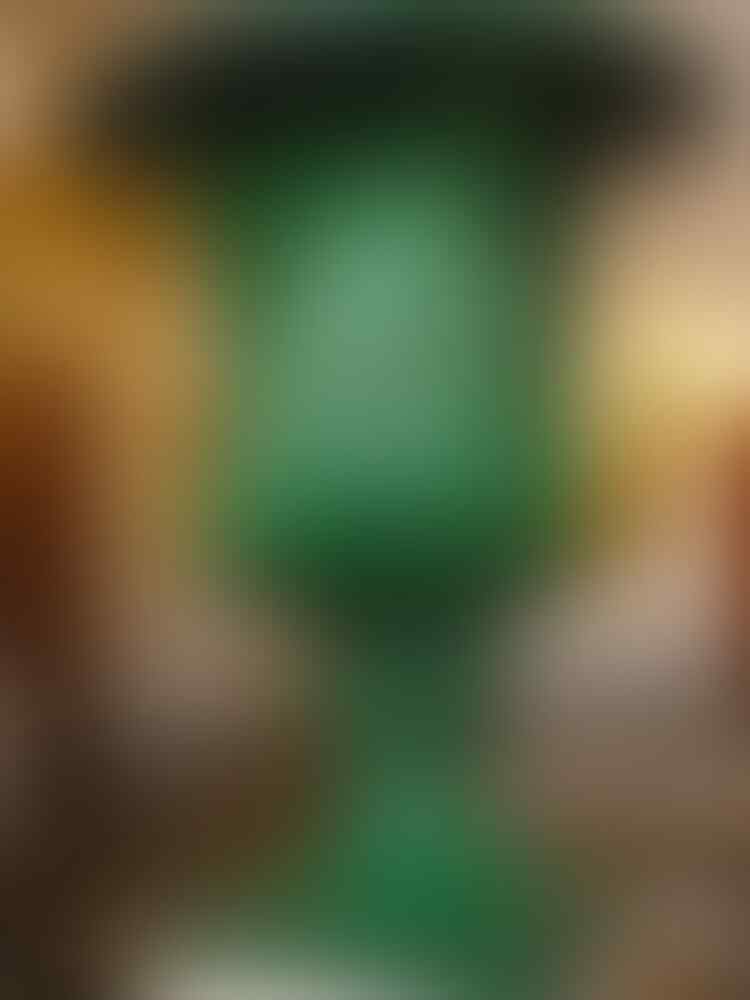 Ayo kita mengenal " Russian Malachite " Batu permata asli Rusia !!