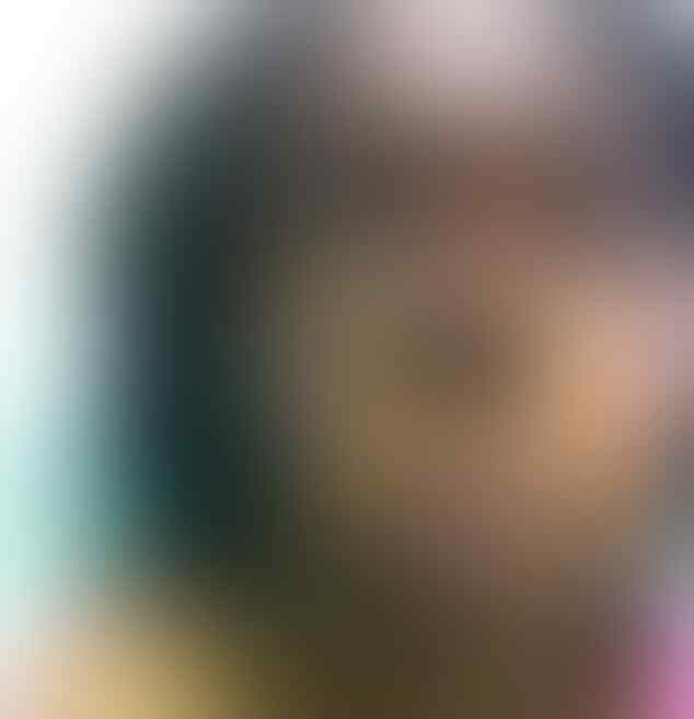 'Hanya gara gara iri " pegawai toko ini , disiram asam sulfat !