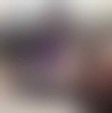5 Hal yang Paling Sering Ditonjolkan Cewek Waktu Lagi Foto