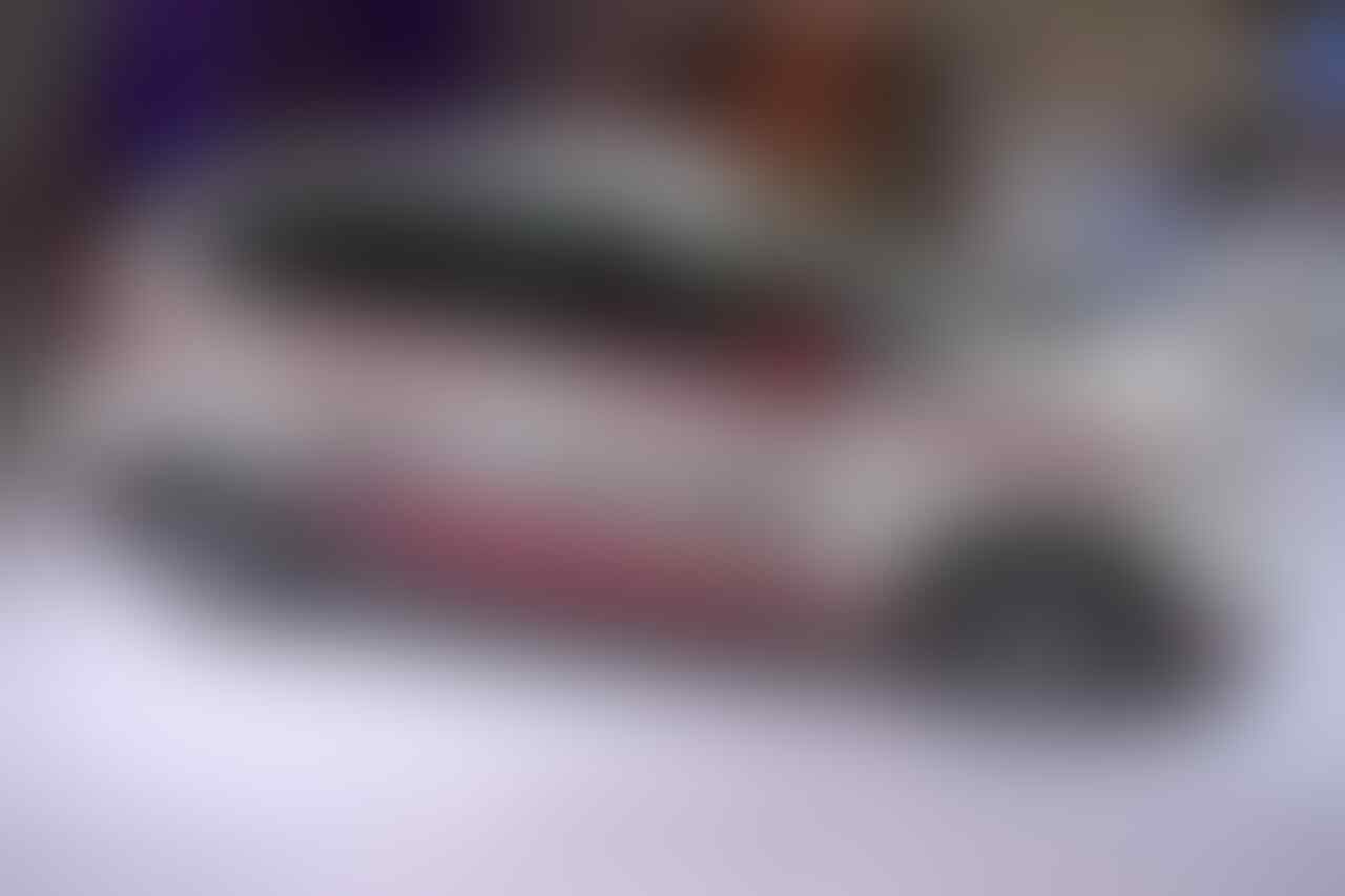 PENGERJAAN TUTUP STIKER MOBIL (FULL BODY, KAP MESIN , ATAS)