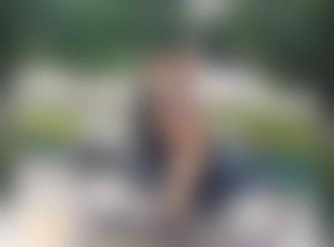 Sepasang Sejoli Mesra, Netizen : "Emang Lagi Manja Lagi Pengen Dimanja"