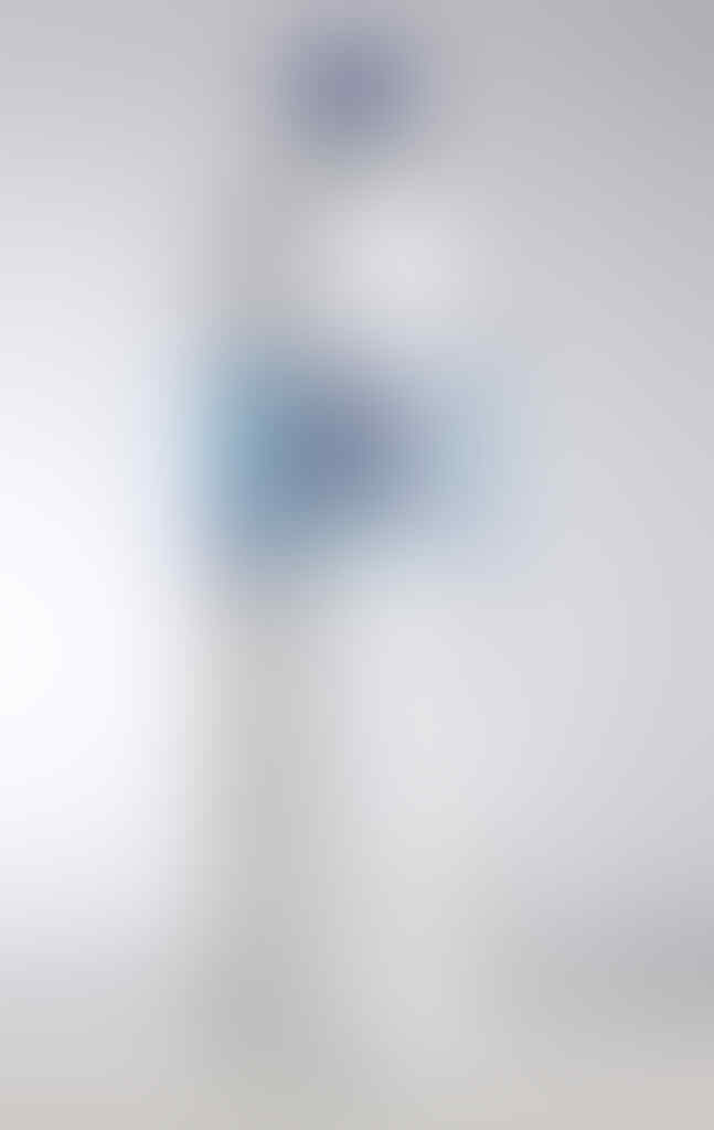 CARI GURU FOTO PRODUK BACKGROUND PUTIH