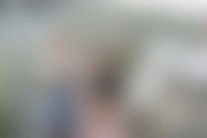 Cewek cantik ini merintis karier fotografi 6 tahun yang lalu bermodal Iphone.