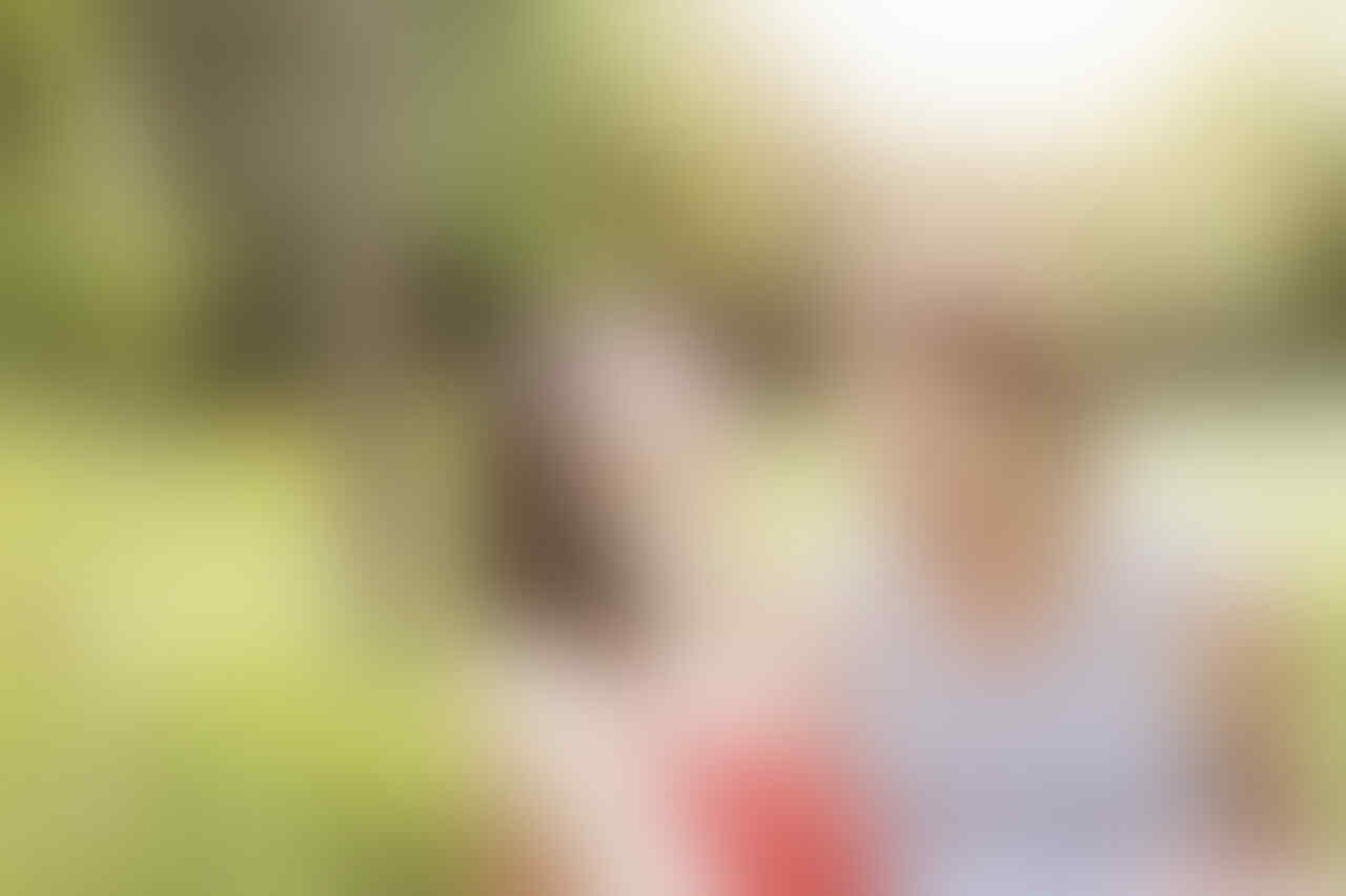 Cinta Ditolak, Khadam Bertindak