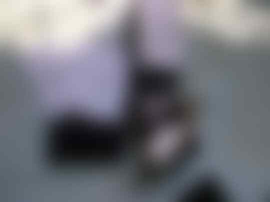 JUAL IPHONE 3GS 8GB BLACK +BONUS