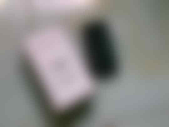 JUAL IPHONE 3GS 8GB BLACK +BONUS