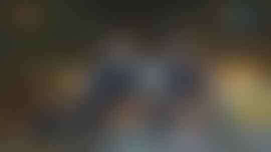 (ANCUR DAH !!) Umbar adegan anak SMP pacaran. sinetron Super Puber dikecam netizen