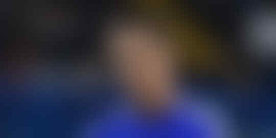 10 Bintang Sepak Bola Yang Pindah ke Klub Rival