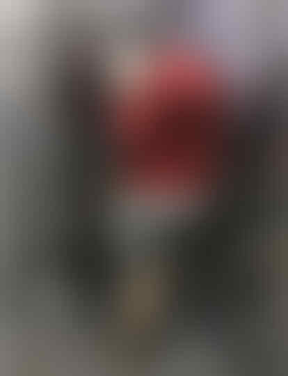 Dari Atas Cewek Ini Menutup Aurat, tapi Lihat Bawahannya Tak Terduga, Khilaf atau Lup
