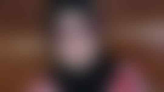 Gak Dikasih Ngutang Rokok, Anak Elvy Sukaesih Ngamuk Bawa Golok