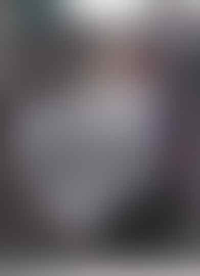Kocak! Inilah Kreatifitas Warga +62 Guna Menghindari Air Hujan Saat Berkendara