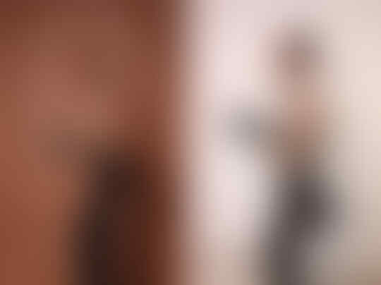 20 Kreasi Kocak & Unik Dari Seorang Pria yang Menirukan Outfit Selebriti Dunia