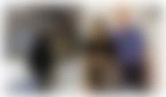 Papa Angkat Kupas Borok Syahrini:Keranjingan Aki2,Menginap dengan Laki-laki Tua Lain