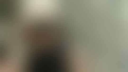 Dulu Sering Umbar Lekuk Tubuh Seksinya, Kini Artis Cantik Ini Berubah Total