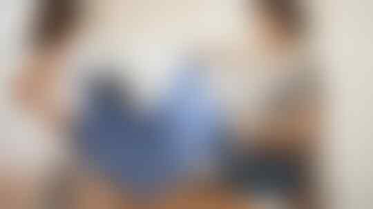 Bagaimana agar Orangtua Bisa Sabar Seperti Guru saat Bantu Anak Belajar?