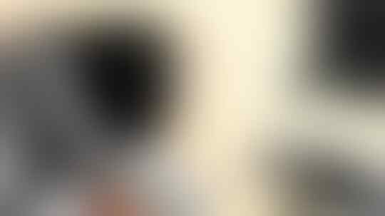 Di Balik Sisi, Benarkah 'Pelacur' Menikmati Perannya Atau Terpaksa karena Keadaan?