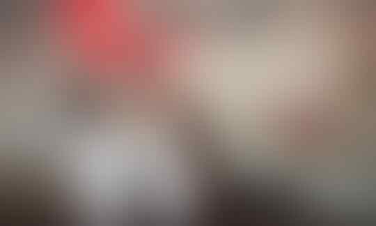 Cinta Pertama yang Patah Sebelum Berkembang dan Justru Dijadikan Mak Comblang